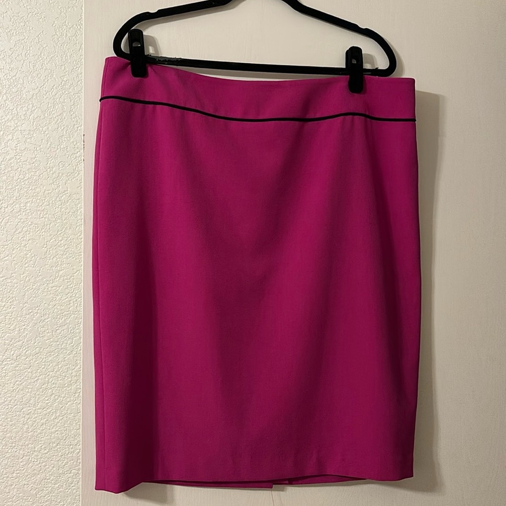 Kasper Hot Pink Pencil Skirt